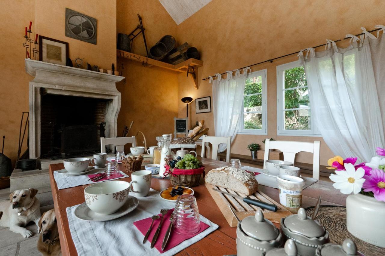 Domaine De La Combotte Bed & Breakfast Nantoux Dış mekan fotoğraf