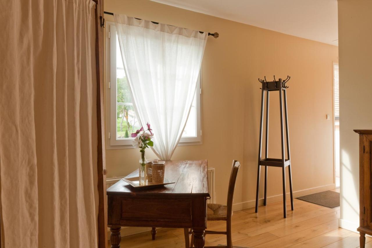 Domaine De La Combotte Bed & Breakfast Nantoux Dış mekan fotoğraf