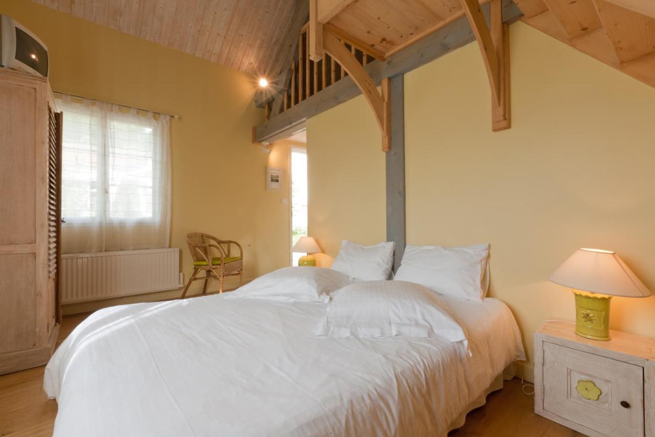 Domaine De La Combotte Bed & Breakfast Nantoux Dış mekan fotoğraf