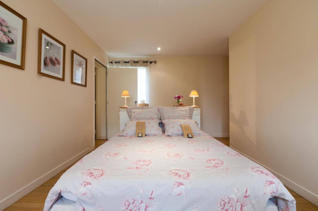 Domaine De La Combotte Bed & Breakfast Nantoux Dış mekan fotoğraf