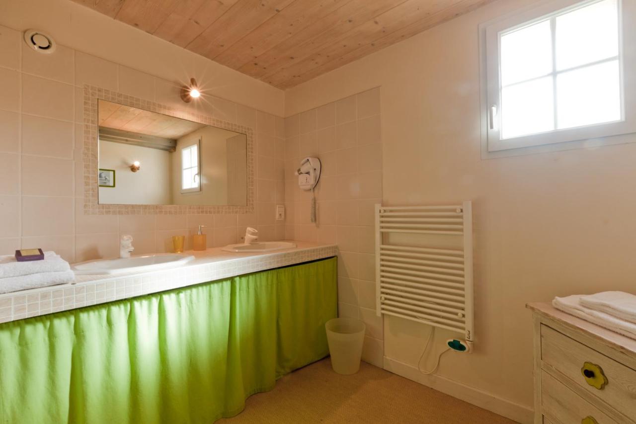 Domaine De La Combotte Bed & Breakfast Nantoux Dış mekan fotoğraf